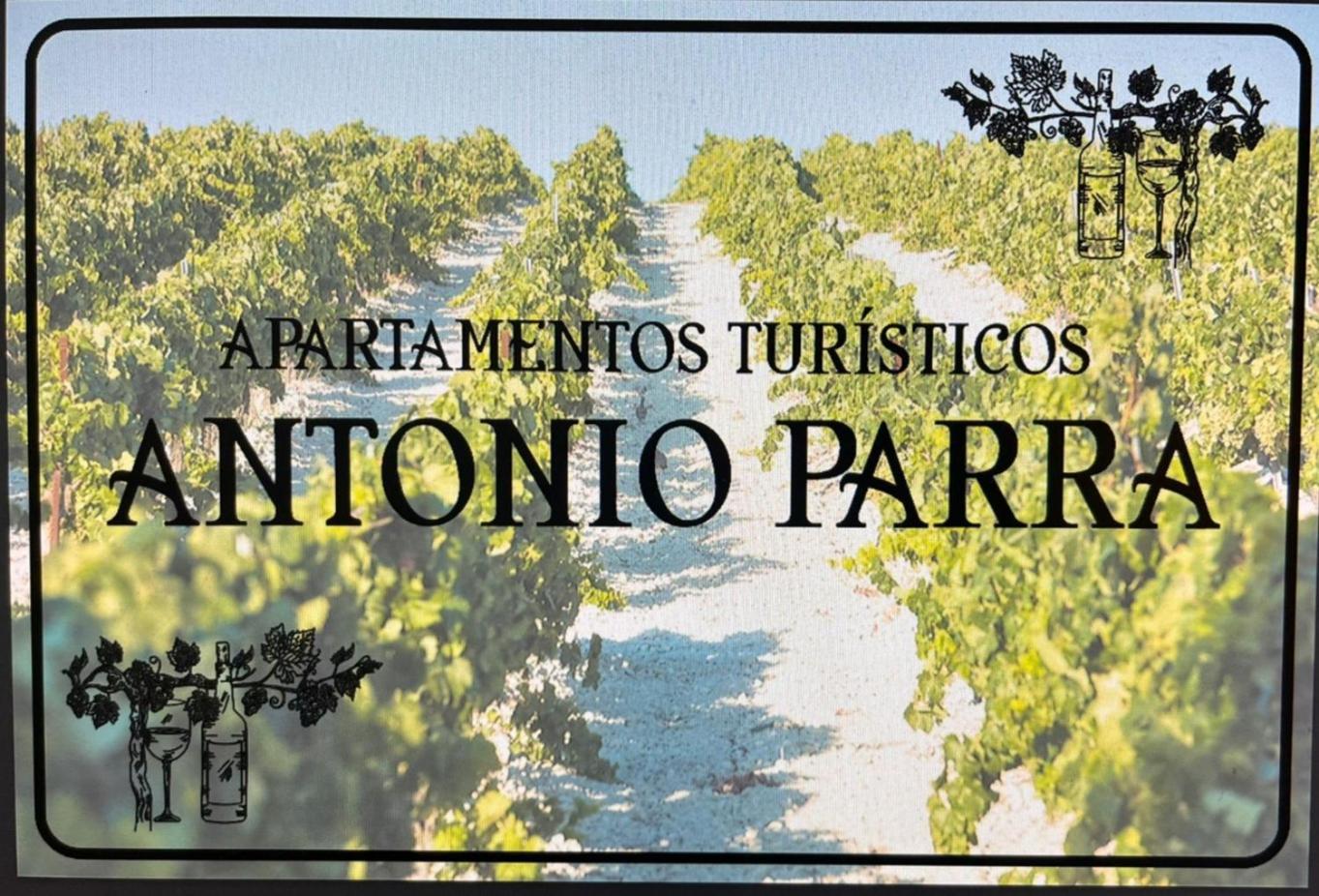 Apartamentos Turisticos A.Parra Jerez de la Frontera Exterior photo